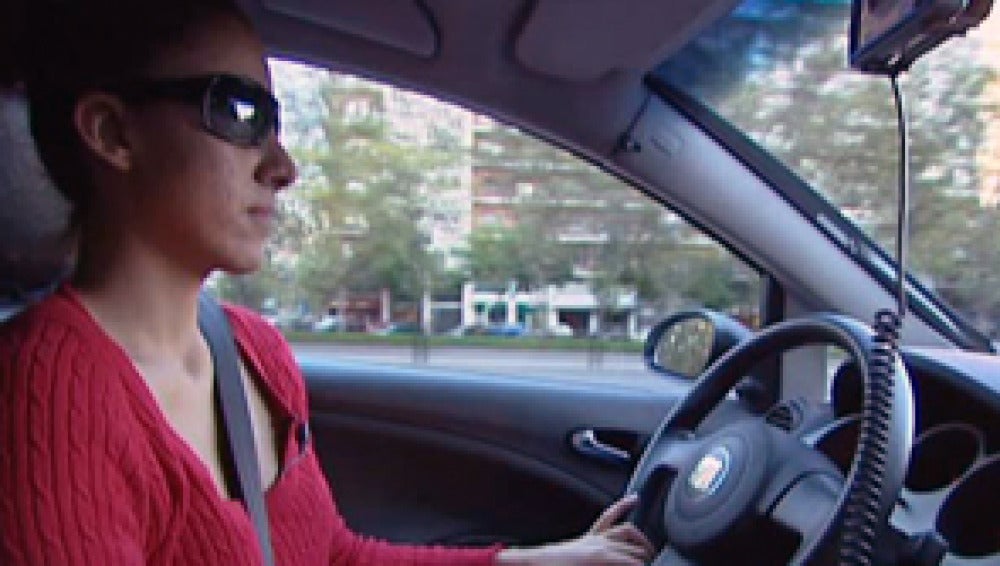 Un estudio desvela que las mujeres son más prudentes  al volante que los hombres