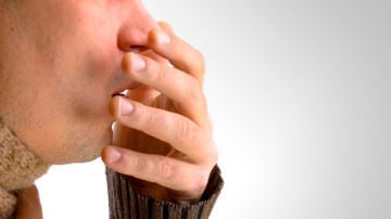 Disnea, tos y expectoración son los principales síntomas de la EPOC Disnea, tos y expectoración son los principales síntomas de la EPOC