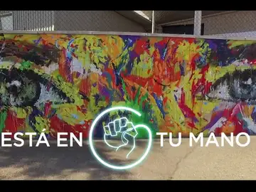 Así fue el proceso de creación de la obra ganadora del concurso 'Está en tu mano' que ya luce en el mural exterior de Atresmedia Así fue el proceso de creación de la obra ganadora del concurso 'Está en tu mano' que ya luce en el mural exterior de Atresmedia