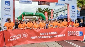 Personalidades y representantes de las entidades beneficiarias, minutos antes pistoletazo de salida de la Carrera Ponle Freno Las Palmas de Gran Canaria Personalidades y representantes de las entidades beneficiarias, minutos antes pistoletazo de salida de la Carrera Ponle Freno Las Palmas de Gran Canaria
