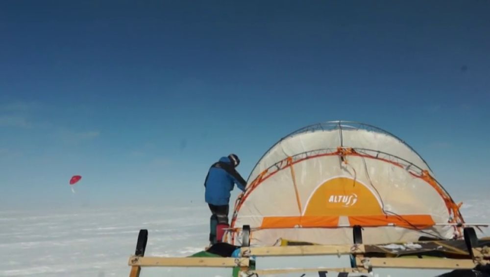 Un 'trineo del viento'para recorrer la Antártida sin contaminar 