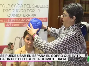 Un innovador sistema previene la caída del cabello para pacientes con cáncer durante la quimioterapia Un innovador sistema previene la caída del cabello para pacientes con cáncer durante la quimioterapia