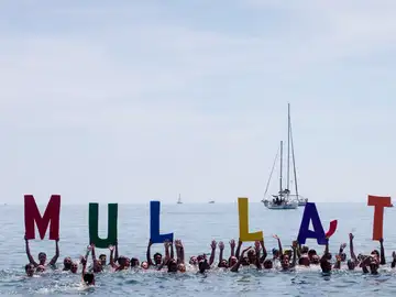 Más de 110.000 personas participan en 'Mójate por la Esclerosis Múltiple' Más de 110.000 personas participan en 'Mójate por la Esclerosis Múltiple'