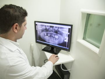 Radiografía de una mandíbula