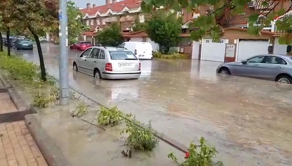 Fuertes tormentas provocan inundaciones e incidencias en el centro peninsular