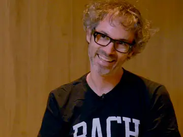 James Rhodes nos habla de su último libro 'Playlist' James Rhodes nos habla de su último libro 'Playlist'