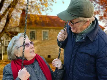 Pareja de ancianos Pareja de ancianos