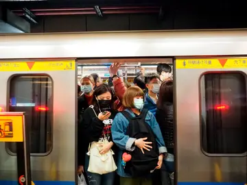 Cierran la ciudad de Wuhan en China por el coronavirus Cierran la ciudad de Wuhan en China por el coronavirus