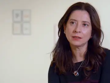 Ana Merino: "El mapa de los afectos no se queda en la bondad, sino cómo llegamos a la bondad desde el dolor" Ana Merino: "El mapa de los afectos no se queda en la bondad, sino cómo llegamos a la bondad desde el dolor"