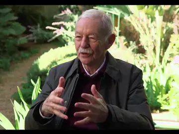 Eduardo Mendoza Eduardo Mendoza
