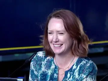 Paula Hawkins Paula Hawkins