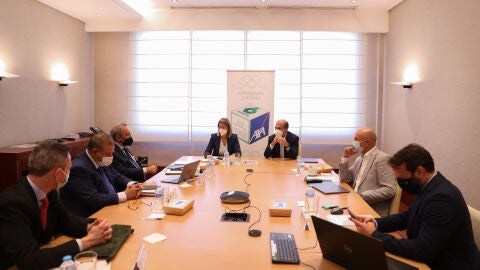 El jurado de los VII Premios Constantes y Vitales se reúne en Atresmedia