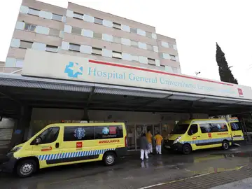 Vista exterior del Hospital Gregorio Marañón Vista exterior del Hospital Gregorio Marañón