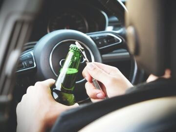 El 49,4% de los conductores muertos en 2021 había consumido alcohol u otras drogas 