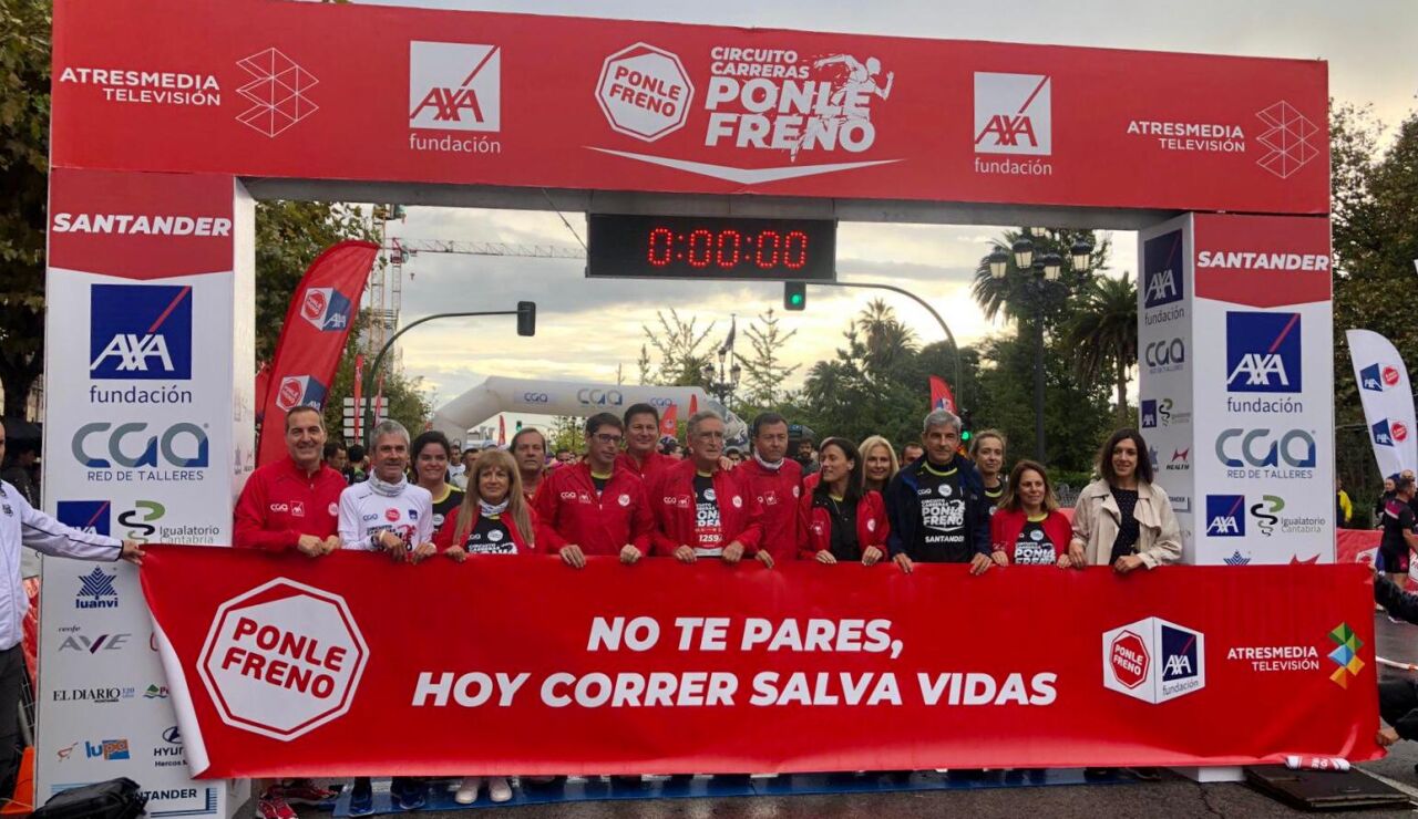 Casi 1.000 personas se suman a la Carrera Ponle Freno en su primera parada en Santander