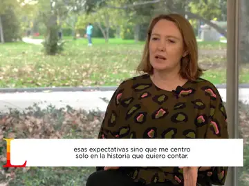 Paula Hawkins, autora de 'La chica del tren', presenta su nuevo libro de suspense 'Punto ciego' Paula Hawkins, autora de 'La chica del tren', presenta su nuevo libro de suspense 'Punto ciego'