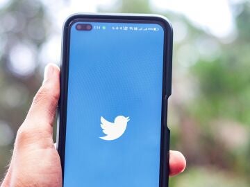 Twitter se despide del código de la Unión Europea contra la desinformación