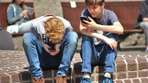 La forma del cerebro cambia en los niños por el uso de las pantallas