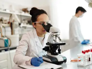 Epidemiólogos abogan por investigaciones que tengan en cuenta las diferencias biológicas y factores de género Epidemiólogos abogan por investigaciones que tengan en cuenta las diferencias biológicas y factores de género