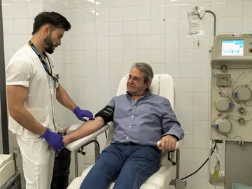 Un español llega las 500 donaciones de sangre Un español llega las 500 donaciones de sangre