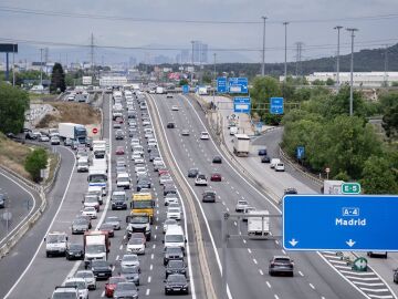 Complicaciones en las carreteras hacia Madrid en la operación retorno del puente 1 de mayo