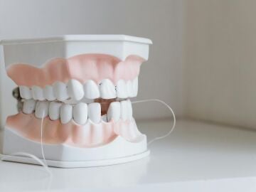 higiene bucal hilo dental