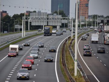 Tráfico activa un dispositivo especial para gestionar más de 7,5 millones de desplazamientos por carretera Tráfico activa un dispositivo especial para gestionar más de 7,5 millones de desplazamientos por carretera