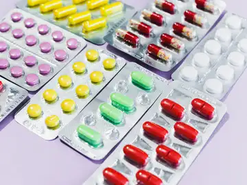 Miles de toneladas de antibióticos acaban en los ríos y amenazan la salud global Miles de toneladas de antibióticos acaban en los ríos y amenazan la salud global