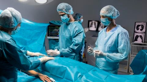 El primer trasplante de vejiga humana se convierte en realidad en EE. UU