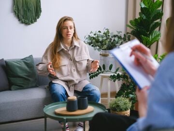 El Gobierno destina 57 millones a las comunidades para reforzar la salud mental y prevenir el suicidio