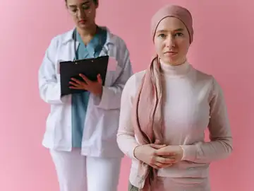 Solo el 10 % de las pacientes jóvenes preserva su fertilidad durante el tratamiento oncológico Solo el 10 % de las pacientes jóvenes preserva su fertilidad durante el tratamiento oncológico