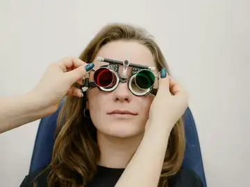 El astigmatismo afecta al 38% de la población y en el 91% de los casos se asocia a otro problema visual El astigmatismo afecta al 38% de la población y en el 91% de los casos se asocia a otro problema visual
