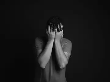 La inteligencia artificial no mejora la predicción del riesgo de suicidio La inteligencia artificial no mejora la predicción del riesgo de suicidio