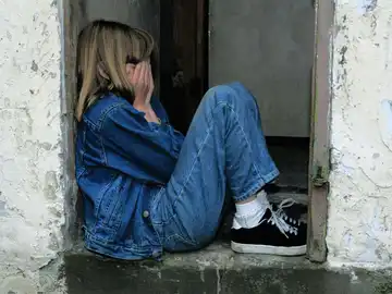 Un año después de la dana muchos menores aún están asustados: "Se ha puesto demasiada fe en su capacidad para resistir" Un año después de la dana muchos menores aún están asustados: "Se ha puesto demasiada fe en su capacidad para resistir"