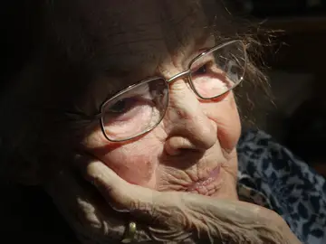 Un proyecto español señala al metabolismo cerebral como posible origen del Alzheimer Un proyecto español señala al metabolismo cerebral como posible origen del Alzheimer