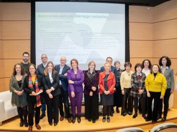 Ponentes de la jornada Soluciones para un liderazgo inclusivo, en el Auditorio del CNIO Ponentes de la jornada Soluciones para un liderazgo inclusivo, en el Auditorio del CNIO