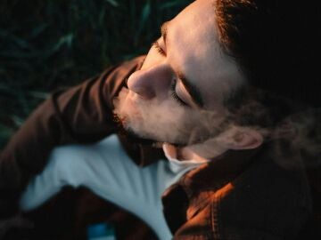 Alerta por el consumo de tabaco y vapers en menores; Espa&ntilde;a supera la media europea
