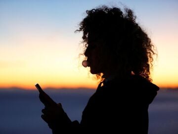 La soledad no deseada afecta a uno de cada dos espa&ntilde;oles con problemas de salud mental