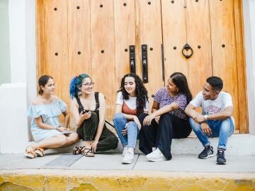 La vivienda y la precariedad laboral entre los problemas que amenazan la salud mental de los j&oacute;venes