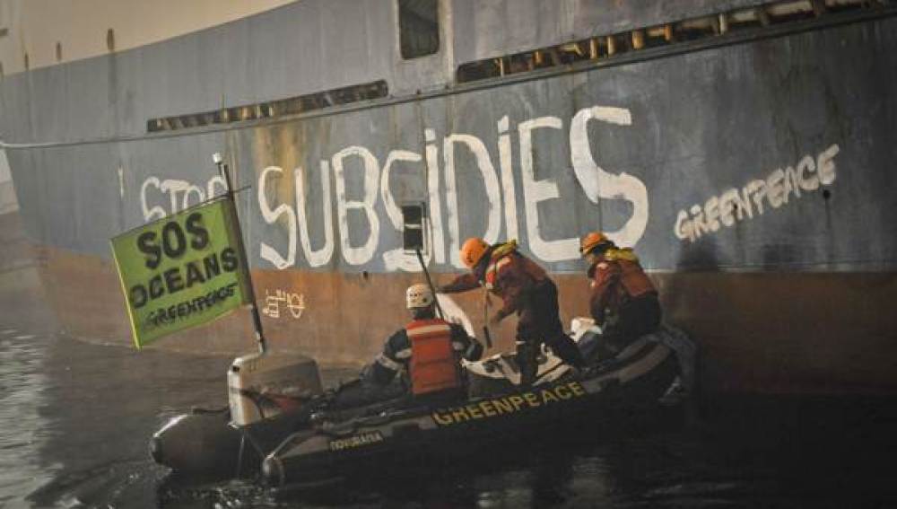 Activistas de Greenpeace (17-10-2011)
