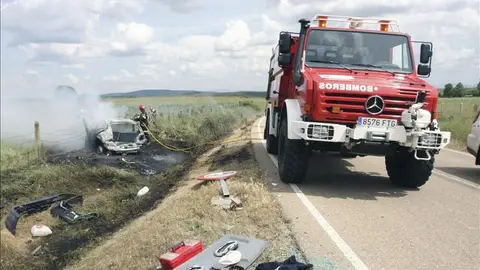 Accidente de tráfico con bomberos (16-05-2011) Accidente de tráfico con bomberos (16-05-2011)