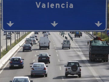 Vehículos en una autovía española