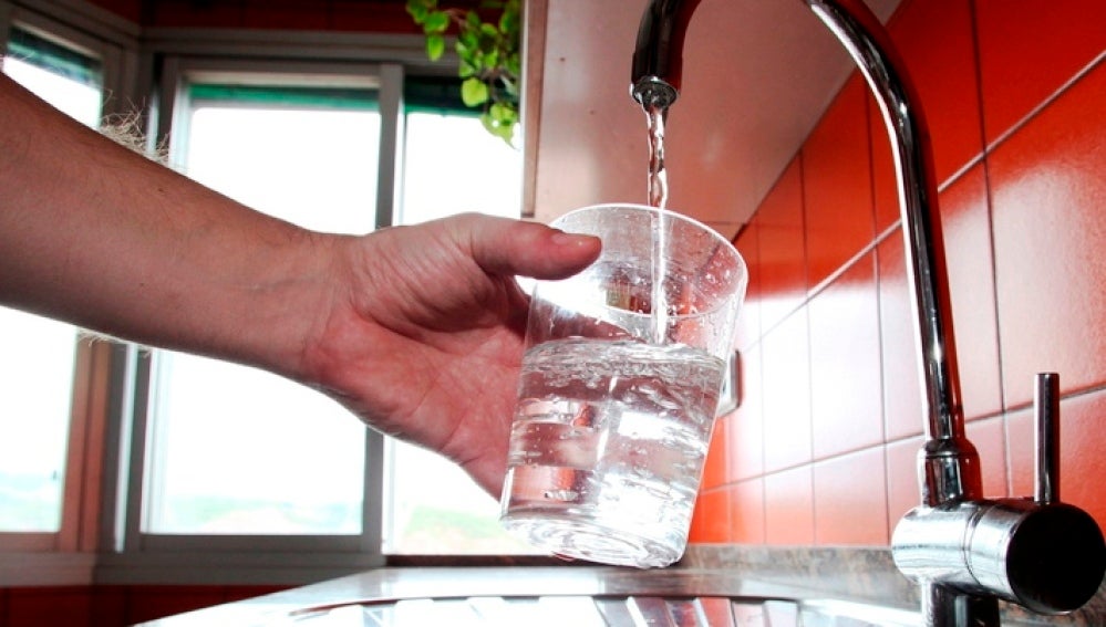 Agua del grifo