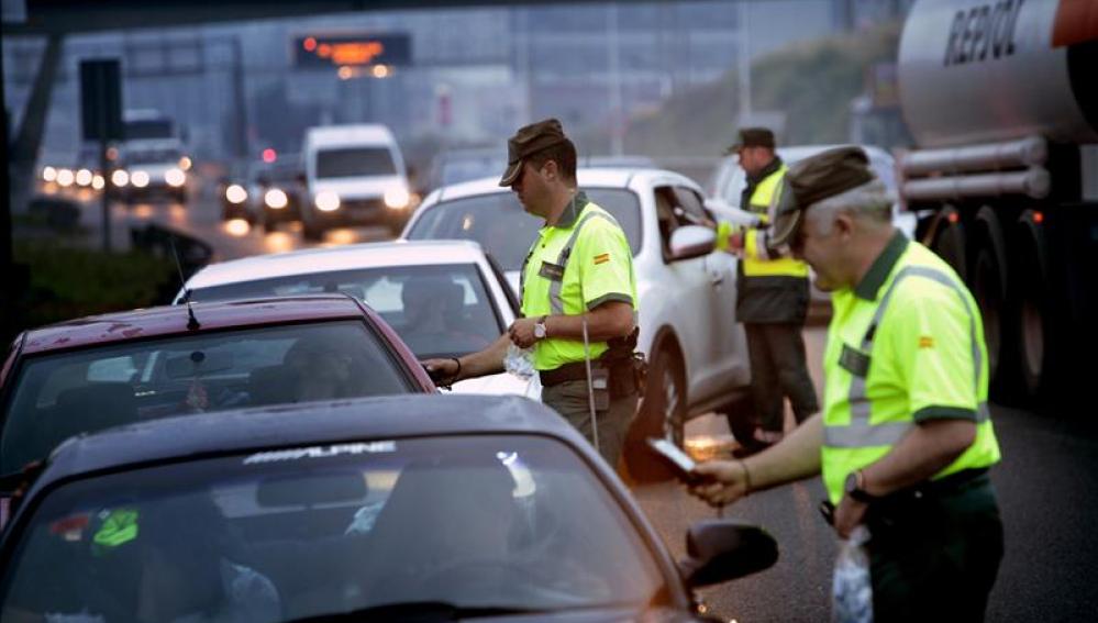 Vigilancia de la DGT en las carreteras
