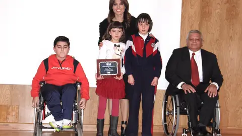 Helena Resano, Premio Deporte Integra 2014 por su proyecto solidario Helena Resano, Premio Deporte Integra 2014 por su proyecto solidario