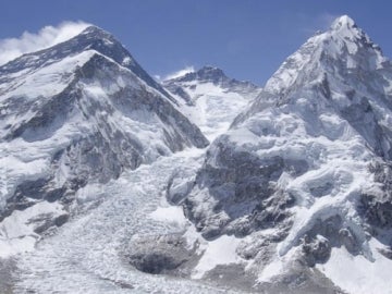 El Everest podría quedarse sin nieve en 2100 El Everest podría quedarse sin nieve en 2100