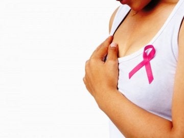 Desarrollan un método para detectar el cáncer de mama a través de una ecografía