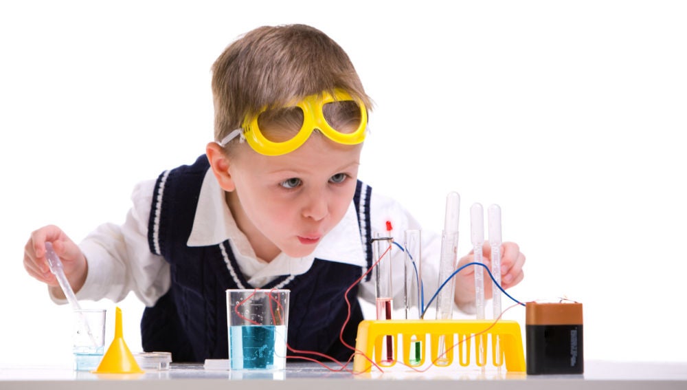 despensa extraño Atrás, atrás, atrás parte Los niños se convierten en científicos por un día gracias a la iniciativa  'El CSIC en la Escuela' | CONSTANTES Y VITALES<