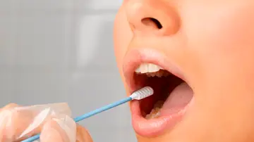 Desarrollan un biosensor para detectar el cáncer oral a través de la saliva Desarrollan un biosensor para detectar el cáncer oral a través de la saliva