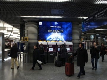 La Hora del Planeta también llega a las estaciones de tren más importantes de España La Hora del Planeta también llega a las estaciones de tren más importantes de España
